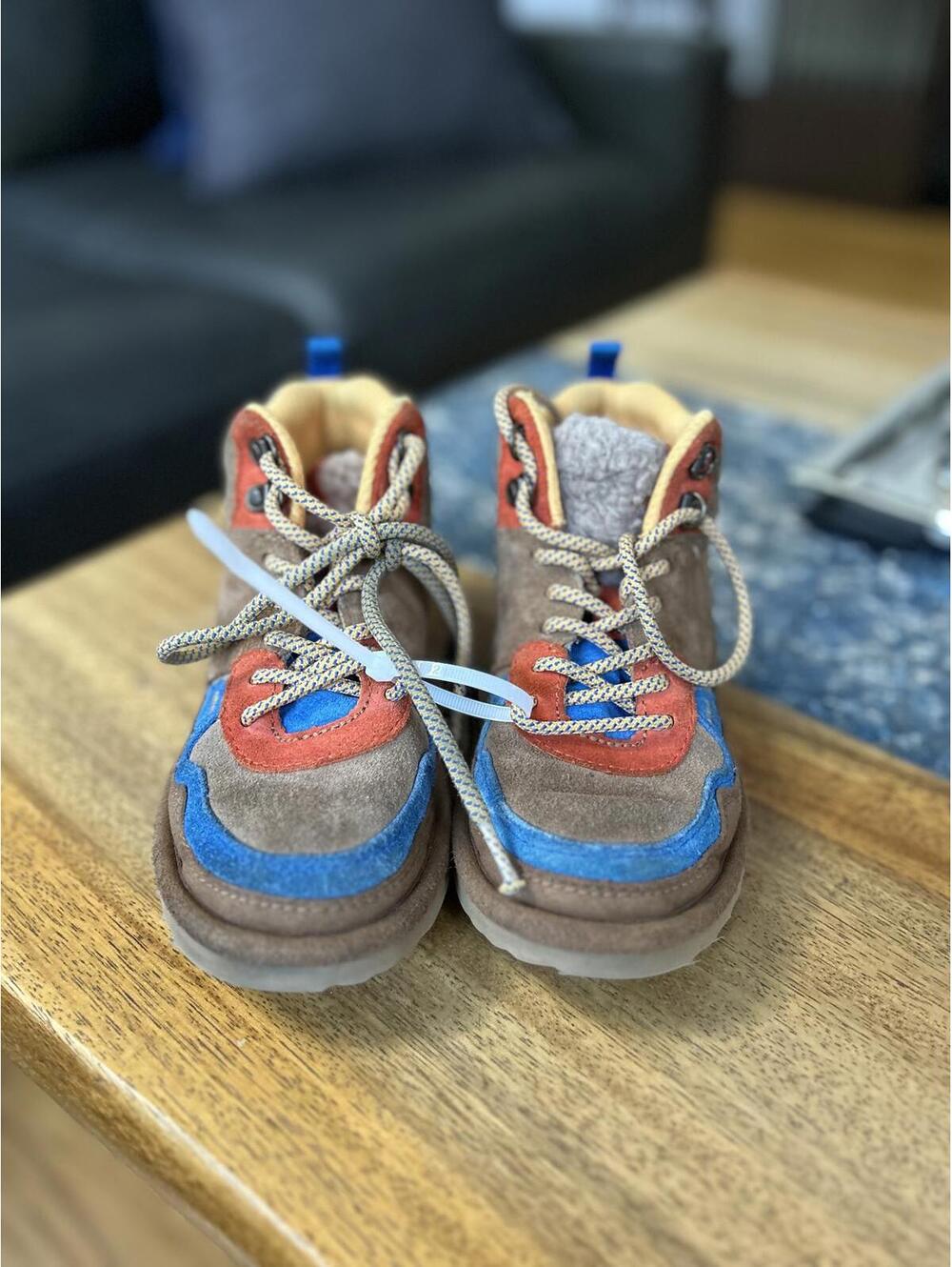 UGG Kids' Highland Hi Herirage Boots Brown Blue Red
